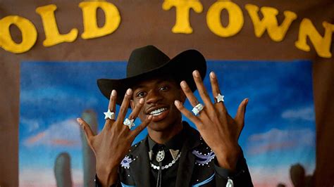 twom old town|Lil Nas X's 'Old Town Road': A Month.